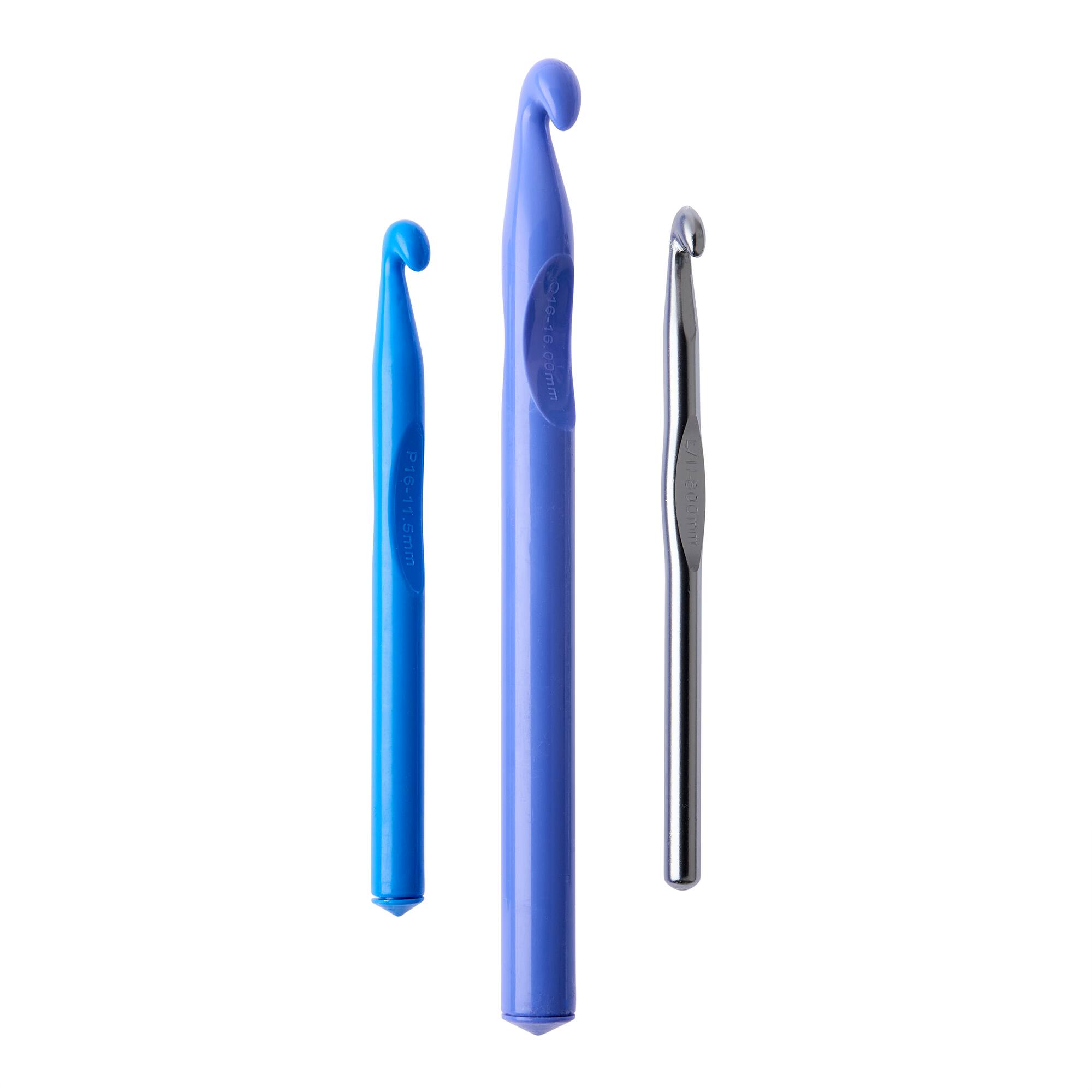 Plastic Crochet Hook Set by Loops & Threads®, L/P/Q